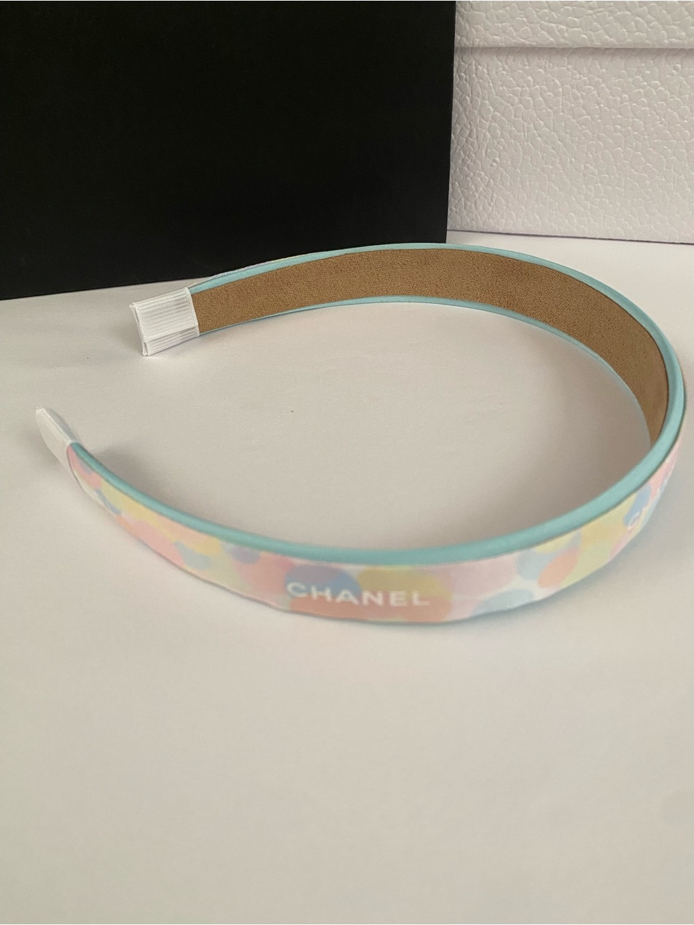 Chanel Ribbon Pastel Bubbles Headband in Light Blue - Picture 2 of 7